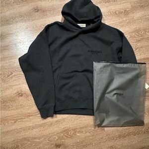 Fear of God Essentials Black hoodie “stretch lenin” medium